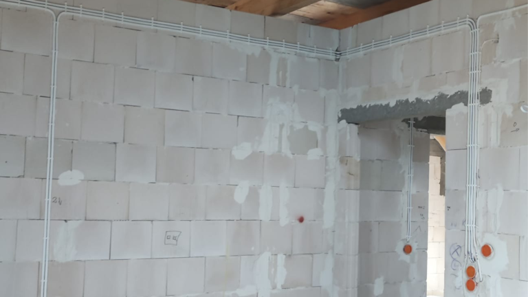 ac9c54a0-c8b6-4382-8d7b-b0416f1ce504